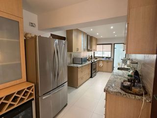 Foto 6 de Espectacular Flat de 224 m² con Vista a la avenida y Cerca Al Golf en San Isidro