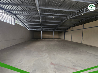 Foto 2 de BODEGA – GALPÓN FUNCIONAL EN ALQUILER EN PORTOVIEJO