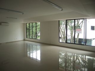 Foto 33 de VENTA EDIFICIO DE 3 PISOS EN BARRIO VERSALLES, CALI.