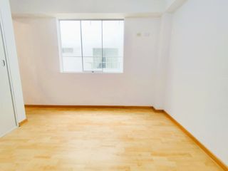 Foto 13 de ¡OPORTUNIDAD ÚNICA! VENTA  DEPARTAMENTO + COCHERA 90 m2  URB. VENTURA ROSSI