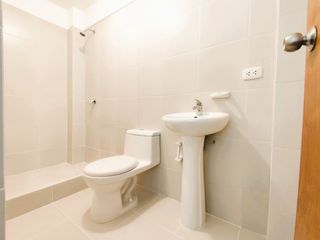 Foto 14 de ¡OPORTUNIDAD ÚNICA! VENTA  DEPARTAMENTO + COCHERA 90 m2  URB. VENTURA ROSSI