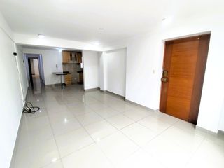 Foto 4 de ¡OPORTUNIDAD ÚNICA! VENTA  DEPARTAMENTO + COCHERA 90 m2  URB. VENTURA ROSSI