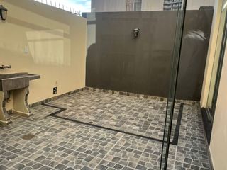 Foto 6 de LINDA CASA EN LAMBRAMANI EN VENTA