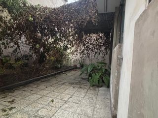 Foto 16 de ¡Ubicadisima Casa en Venta! - Frente a Parque Surco