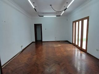 Foto 19 de Casa amplia excelente ubicación San Isidro