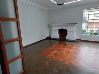 Foto 4 de Casa amplia excelente ubicación San Isidro