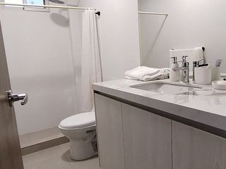 Foto 6 de Departamento en venta en Via a Samborondón frente al Rio
