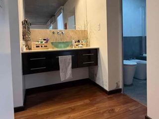 Foto 2 de VENTA HERMOSA CASA TRES CERRITOS CON PILETA