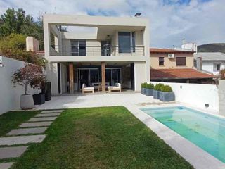 Foto 6 de VENTA HERMOSA CASA TRES CERRITOS CON PILETA