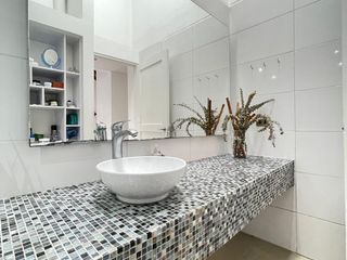 Foto 30 de Arriendo Casa Moderna y Exclusiva en Medellin