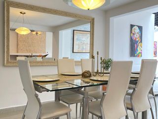 Foto 11 de Arriendo Casa Moderna y Exclusiva en Medellin