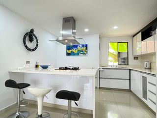 Foto 19 de Arriendo Casa Moderna y Exclusiva en Medellin