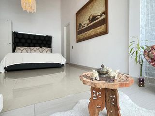 Foto 46 de Arriendo Casa Moderna y Exclusiva en Medellin