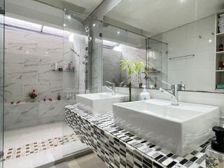 Foto 47 de Arriendo Casa Moderna y Exclusiva en Medellin