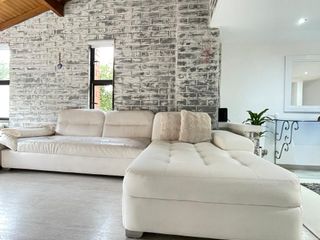 Foto 59 de Arriendo Casa Moderna y Exclusiva en Medellin