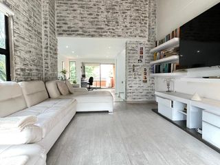 Foto 62 de Arriendo Casa Moderna y Exclusiva en Medellin