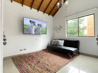 Foto 69 de Arriendo Casa Moderna y Exclusiva en Medellin