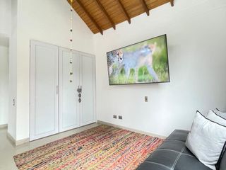 Foto 70 de Arriendo Casa Moderna y Exclusiva en Medellin