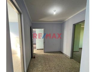 Foto 4 de Venta De 2 Departamentos En Av. Jose Galvez Bellavista-Callao