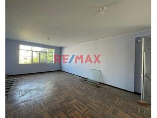 Foto 10 de Venta De 2 Departamentos En Av. Jose Galvez Bellavista-Callao