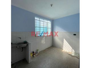 Foto 5 de Venta De 2 Departamentos En Av. Jose Galvez Bellavista-Callao
