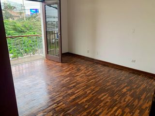 Foto 10 de ALQUILER DE HERMOSA CASA FRENTE A PARQUE EN SANTA BEATRIZ – LIMA CENTRO