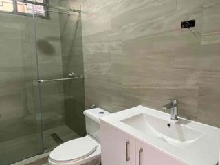 Foto 4 de Venta de casa de una planta  Urbanización Puerto Azul vía a la costa