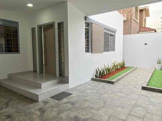 Foto 14 de Venta de casa de una planta  Urbanización Puerto Azul vía a la costa