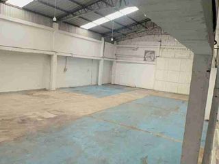 Foto 3 de RENTO GALPON INDUSTRIAL DE 230 CON OFICINA INTERNA DE 40 MTS  METROS SECTOR LLANO GRANDE