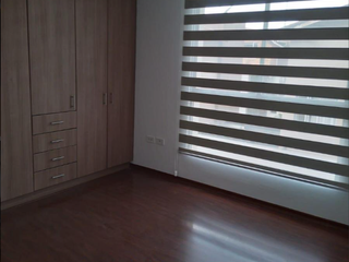 Foto 9 de ARRIENDO DEPARTAMENTO SEMIAMOBLADO CUMBAYA