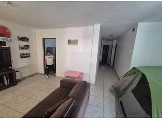 Foto 4 de ¡Ocasión! Vendo Por Viaje Departamento Tipo Flat En El Rimac