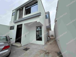 Foto 1 de Se vende casa por estrenar fuera de urbanización