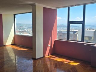 Foto 4 de EDIFICIO RENTERO PLAZA PACHANO