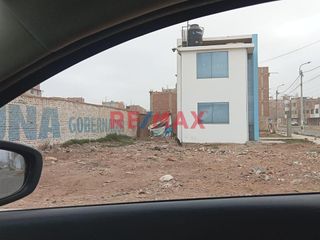 Foto 1 de Se Vende Terreno En Buena Ubicacion En Esquina En Urb. Villa Florencia 200 Mt2 58,000.00 Dolares