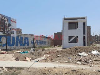 Foto 5 de Se Vende Terreno En Buena Ubicacion En Esquina En Urb. Villa Florencia 200 Mt2 58,000.00 Dolares