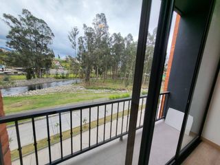 Foto 4 de En Venta Departamento de 2 Dormitorios en sector Av. Primero de Mayo - Cuenca