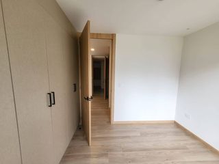 Foto 8 de En Venta Departamento de 2 Dormitorios en sector Av. Primero de Mayo - Cuenca