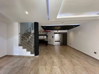 Foto 4 de Casa En Venta de 3 dormitorios con frente a la vía sector Medio Ejido - Cuenca