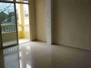Foto 1 de La Fae. alquiler Departamento 4 dormitorios y garaje