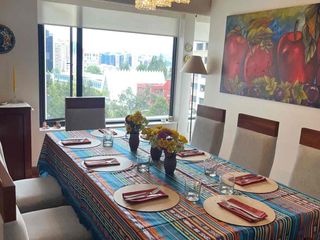 Foto 5 de RENTO HERMOSO DEPARTAMENTO AMOBLADO 3 DORMITORIOS , AV. GONZÁLEZ SUÁREZ