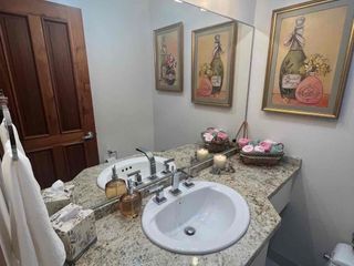 Foto 13 de RENTO HERMOSO DEPARTAMENTO AMOBLADO 3 DORMITORIOS , AV. GONZÁLEZ SUÁREZ