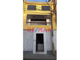 Foto 1 de 1145696 🌆 Práctica Casa Urbana – Espacio Compacto, Comodidad Total