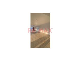 Foto 5 de Alquiler 2Do Piso Salon Amplio Distrito Smp