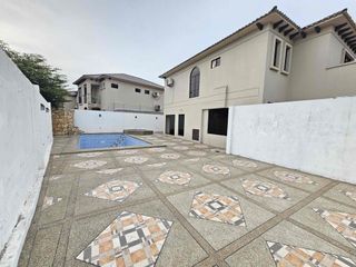 Foto 15 de URB.BOSQUES DE LA COSTA-KM13, Alquilo 
Casa amoblada 3 dormitorios $1450.