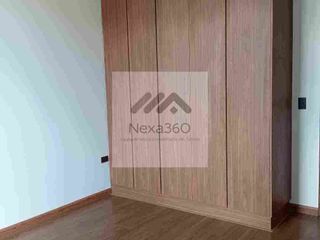 Foto 6 de Hermosa casa de lujo en Tarqui, está en urbanización privada, acabados de lujo , zona de alta plusvalía, 4 habitaciones.
