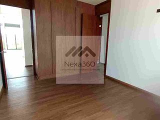 Foto 8 de Hermosa casa de lujo en Tarqui, está en urbanización privada, acabados de lujo , zona de alta plusvalía, 4 habitaciones.