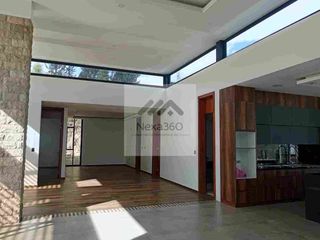 Foto 13 de Hermosa casa de lujo en Tarqui, está en urbanización privada, acabados de lujo , zona de alta plusvalía, 4 habitaciones.