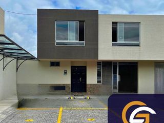 Foto 1 de Casa de 2 Plantas en Conocoto – ¡Espacio, Comodidad y Amenidades Exclusivas!