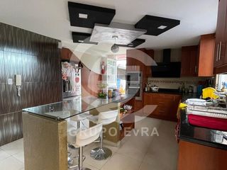 Foto 9 de Casa de 2 Plantas en Conocoto – ¡Espacio, Comodidad y Amenidades Exclusivas!