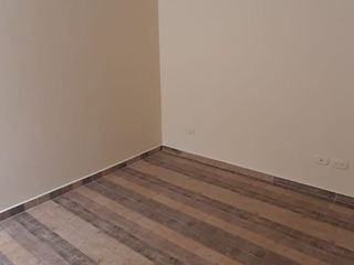 Foto 6 de VENTA DE CASA, GRAN INVERSION PARA RENTAR TIENE 3 PISOS INDEPENDIENTE